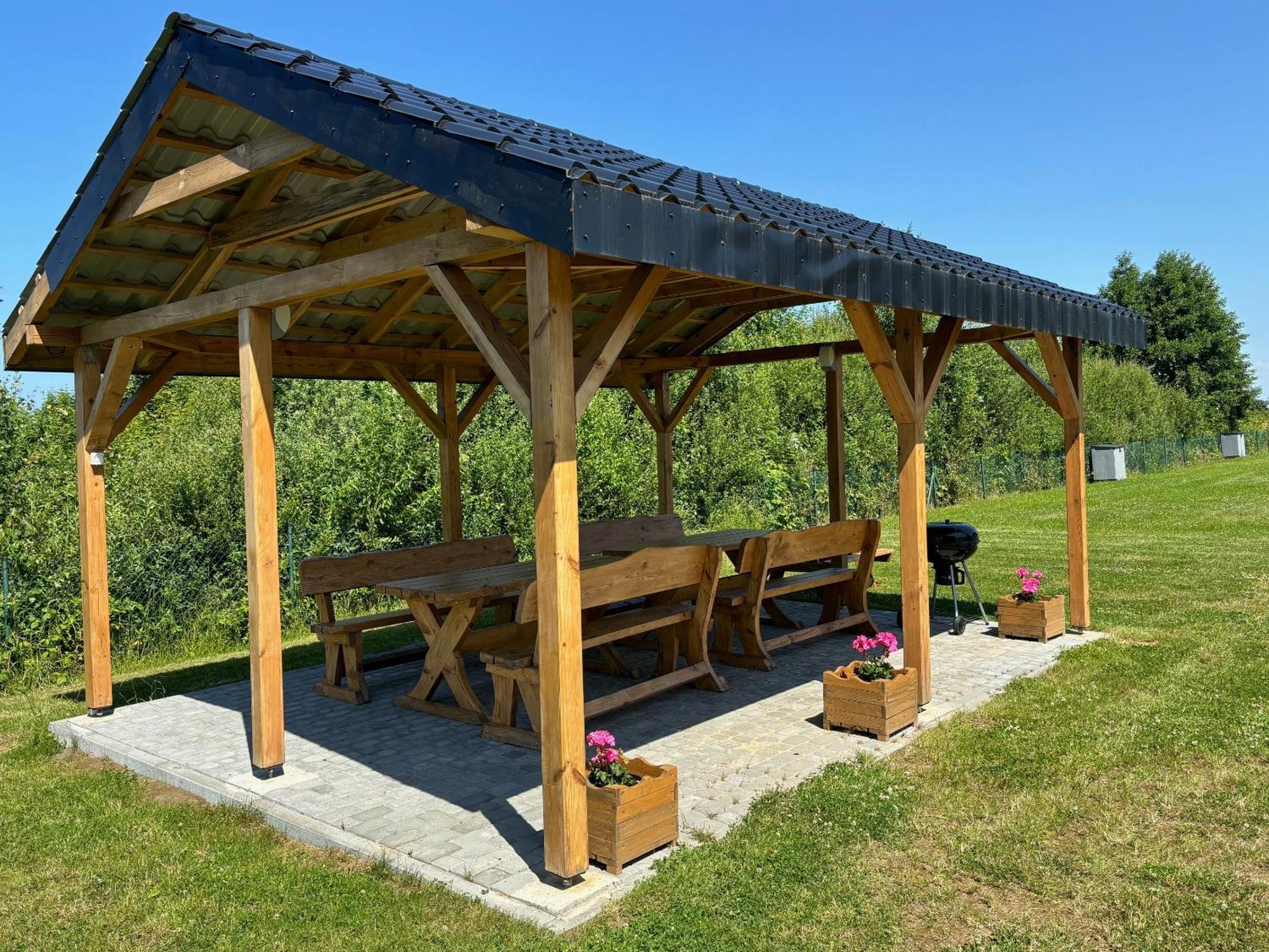 Apartamenty Pod Sosnami Sarbinowo Exterior photo